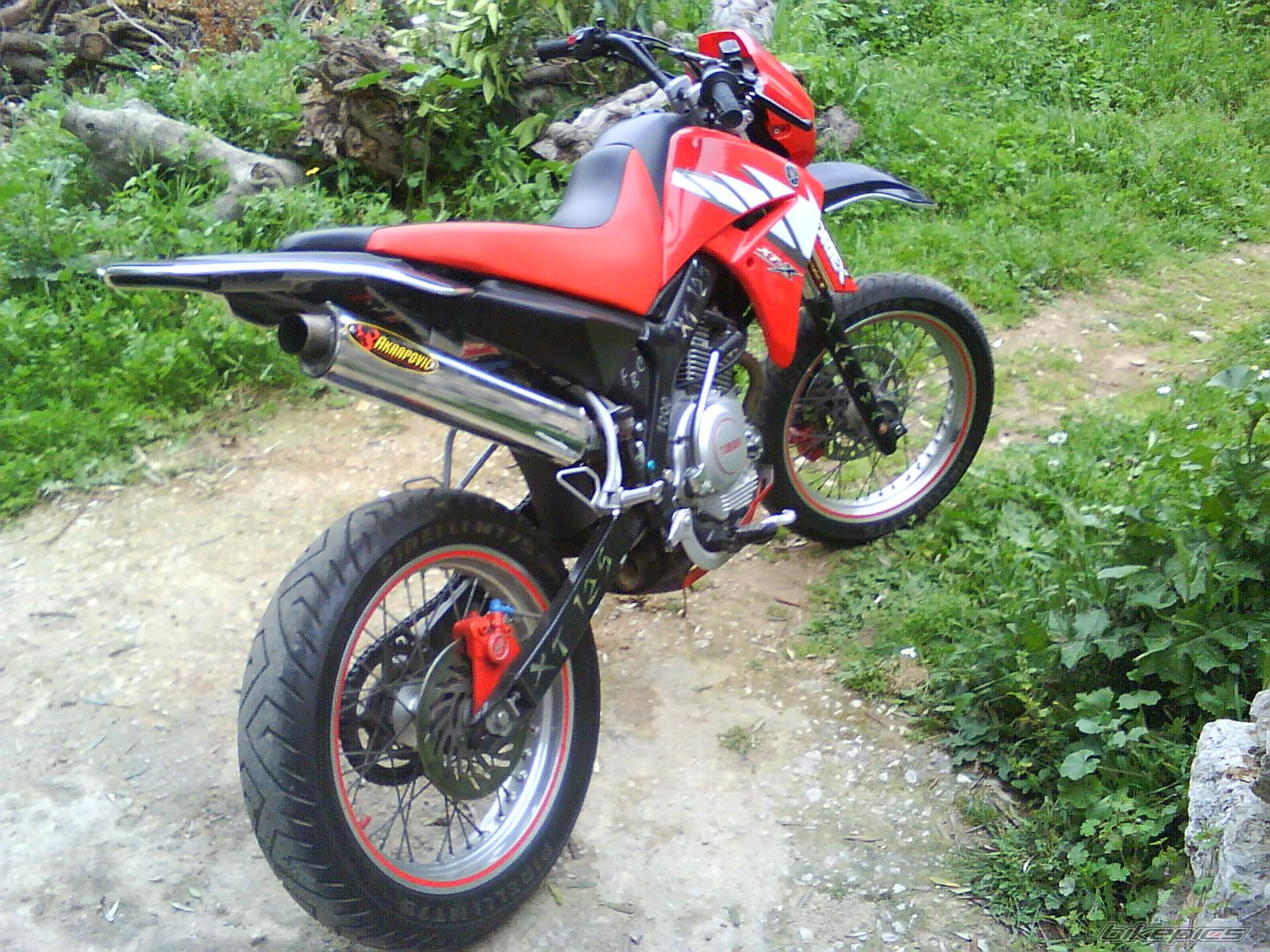 Photo 1354191