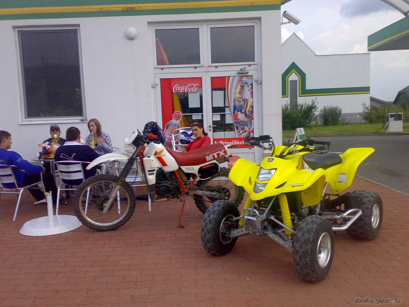 Photo 1354298