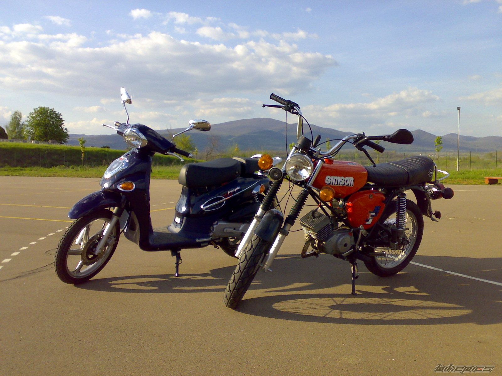 Photo 1354305