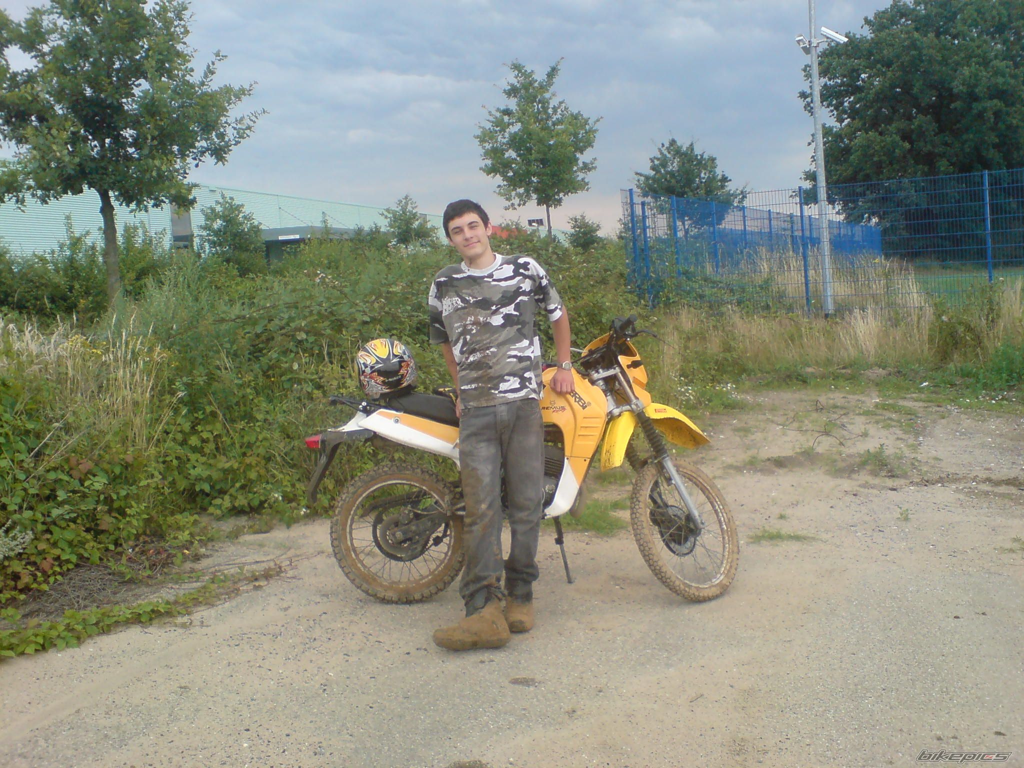 Photo 1354602