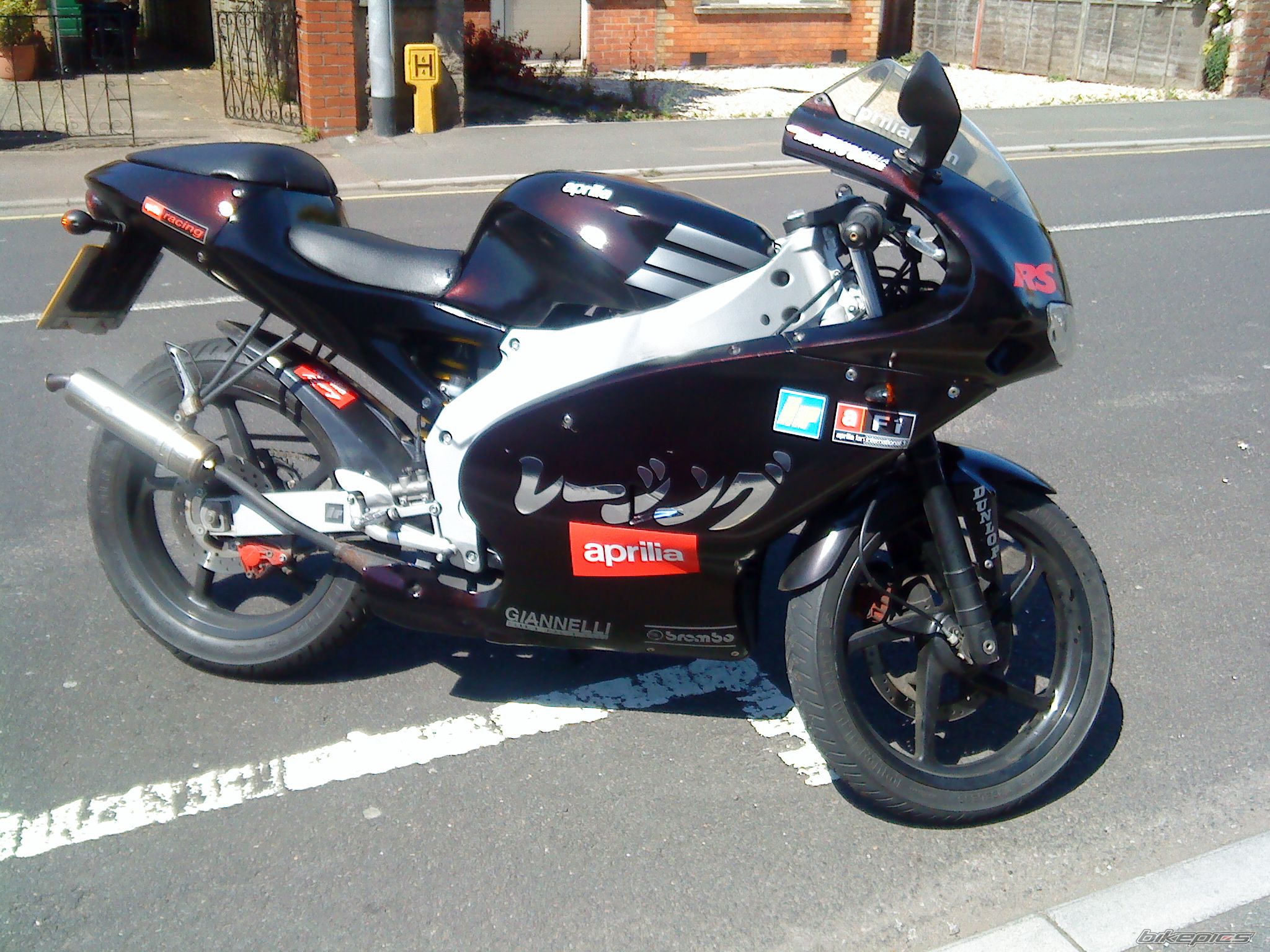 Photo 1355191
