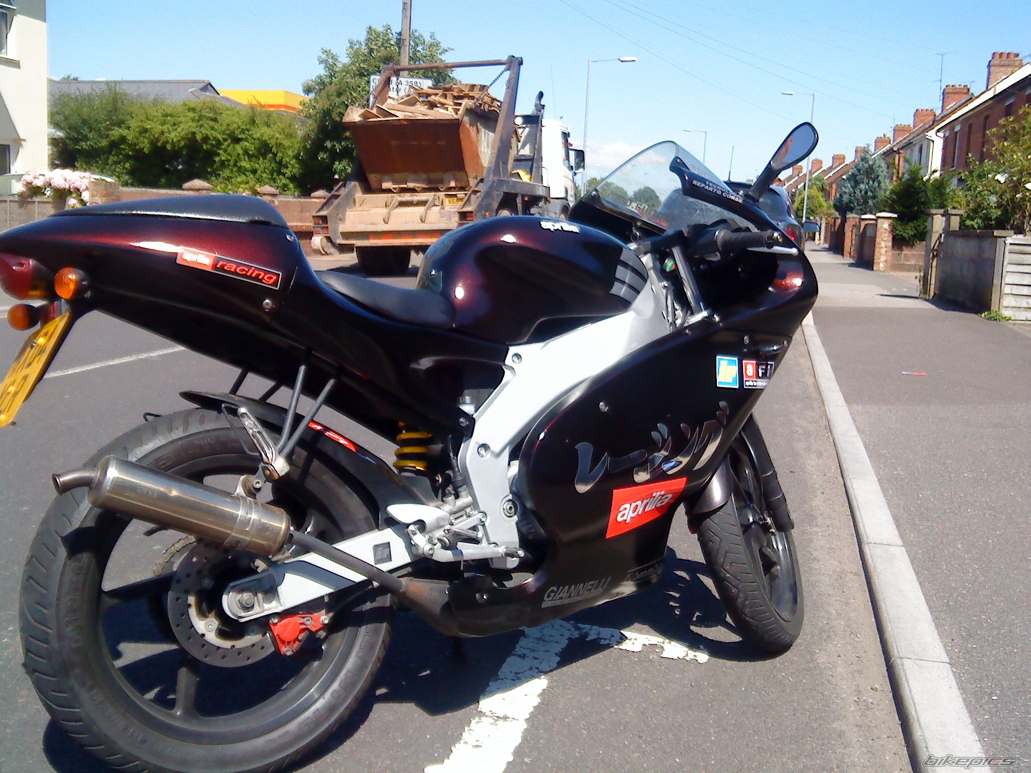 Photo 1355196