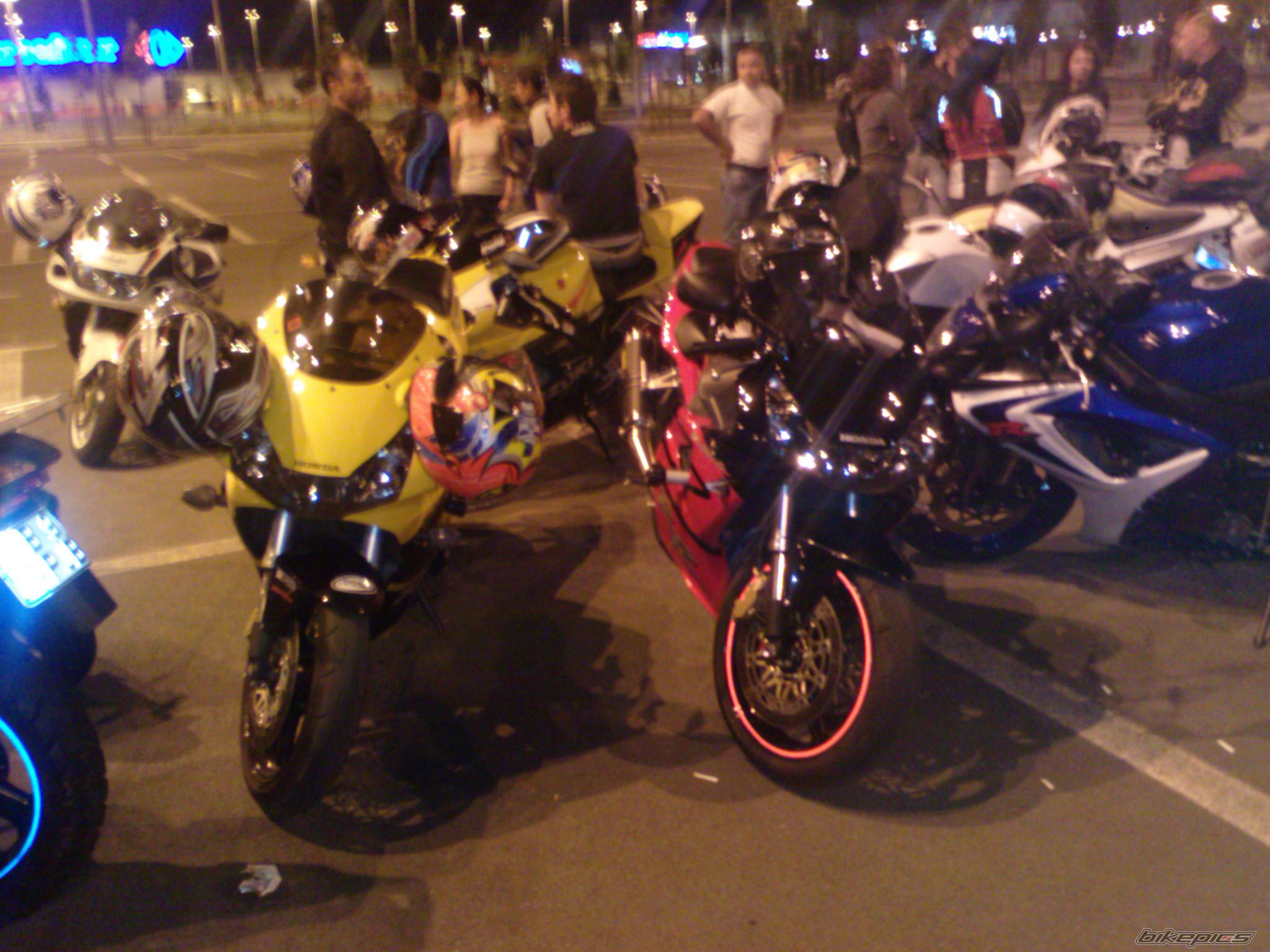 Photo 1355575