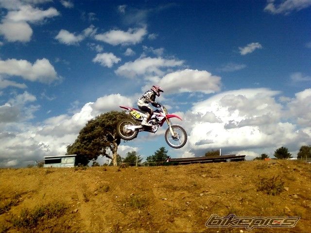 Photo 1355705