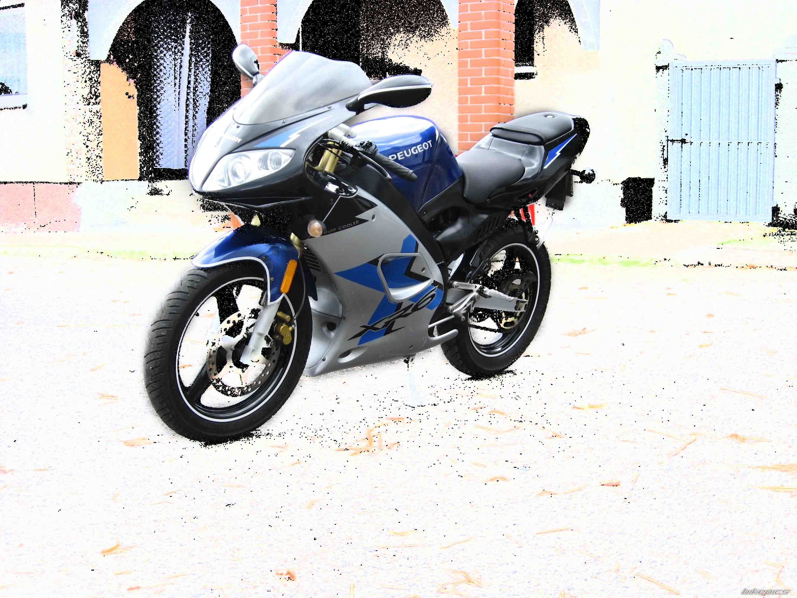 Photo 1355738