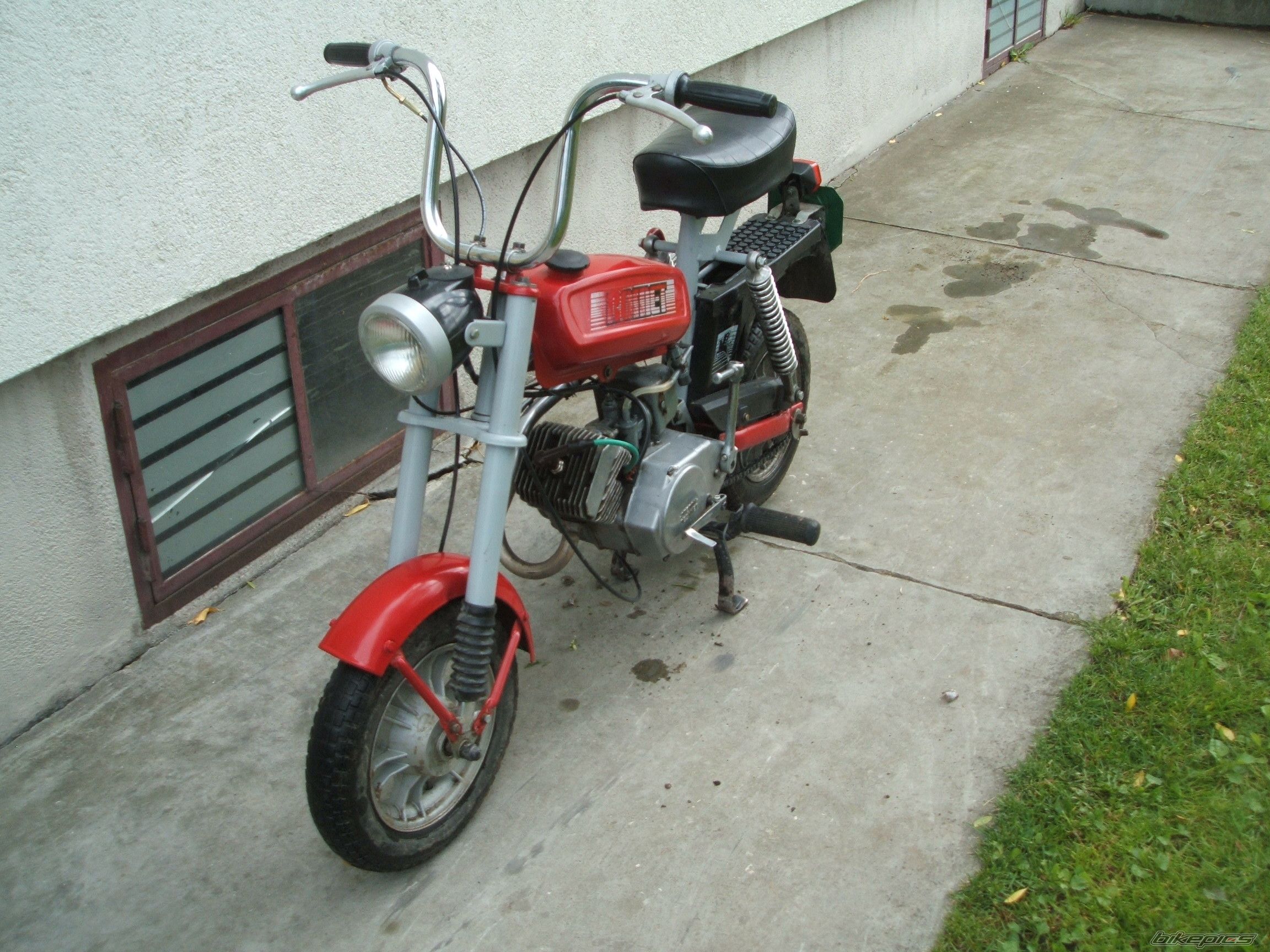 Photo 1355842