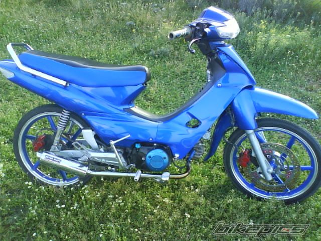 Photo 1355851