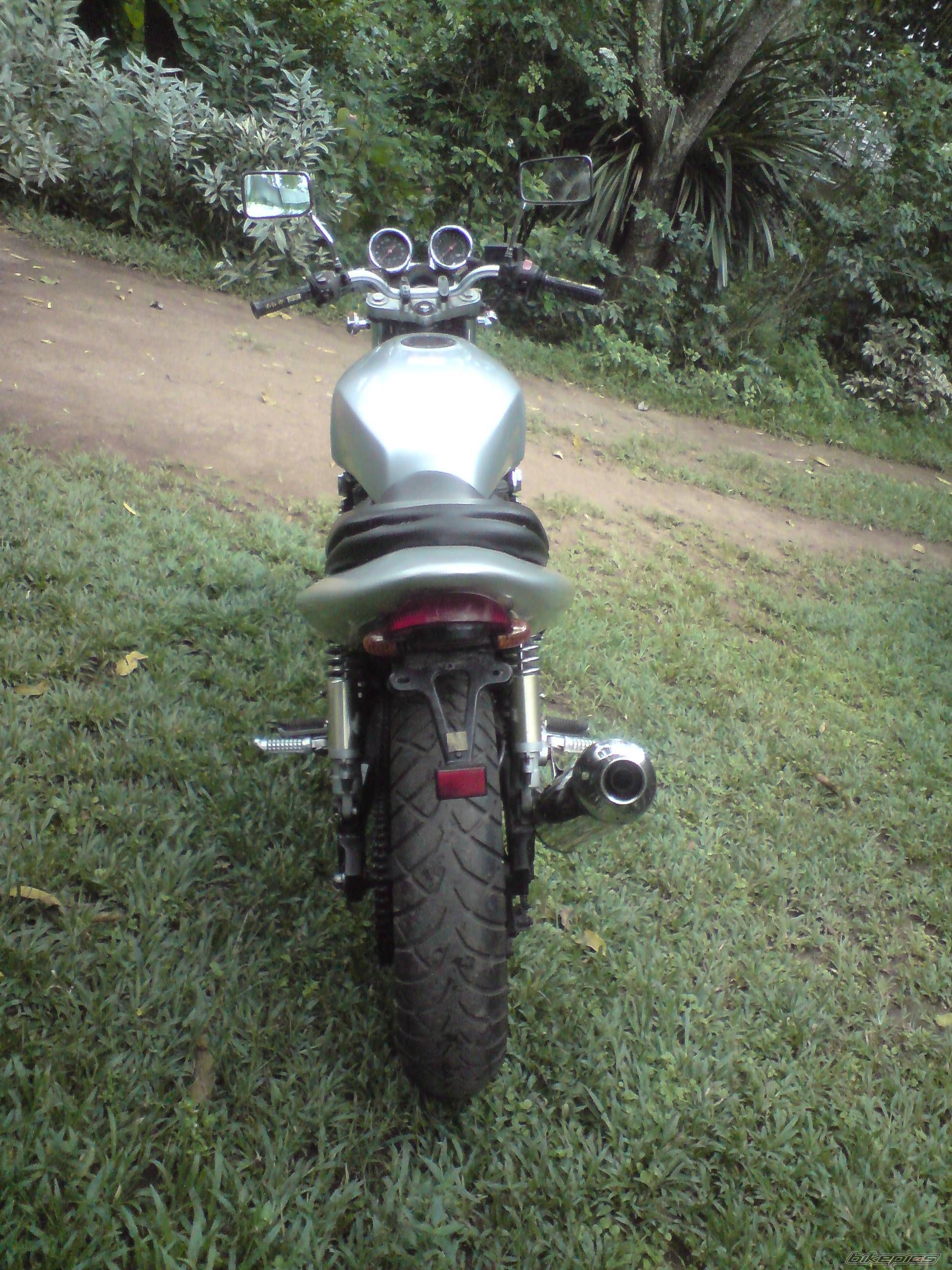 Photo 1355881