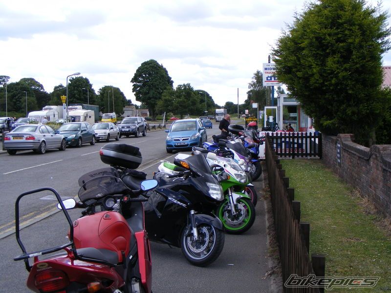 Photo 1355919