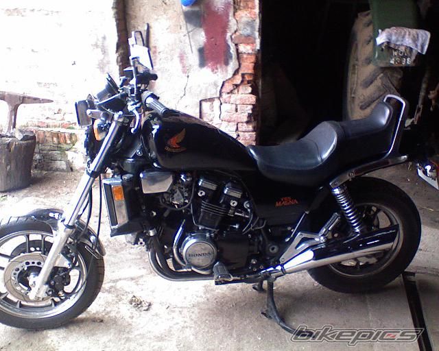 Photo 1356849