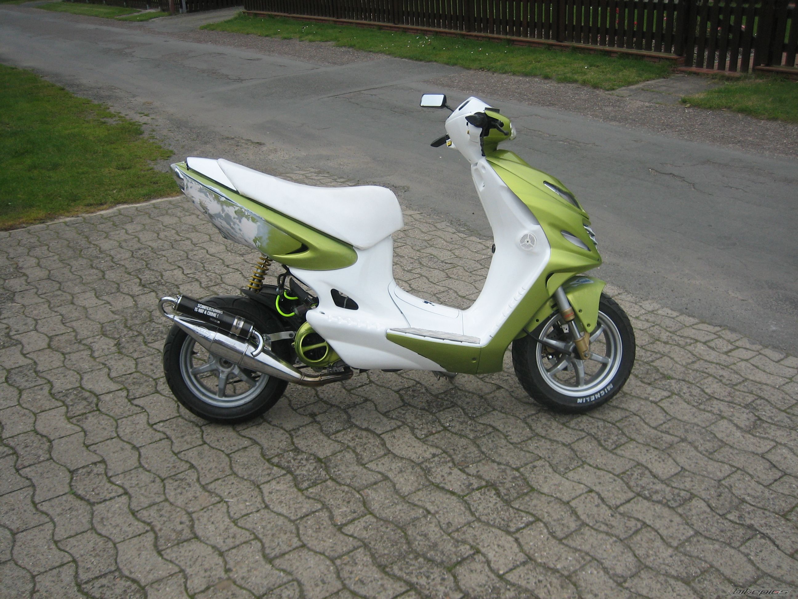 Photo 1356950