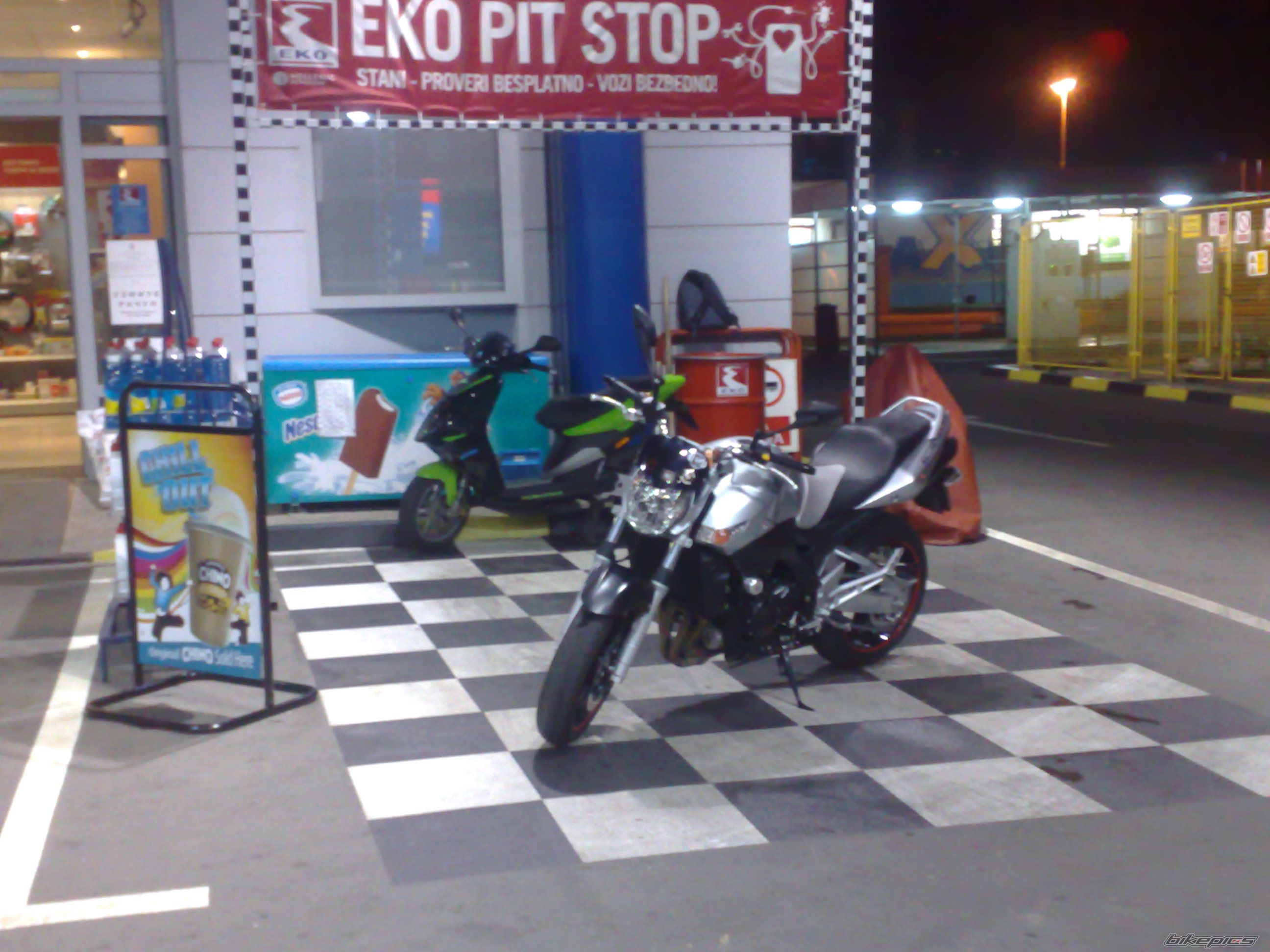 Photo 1357078