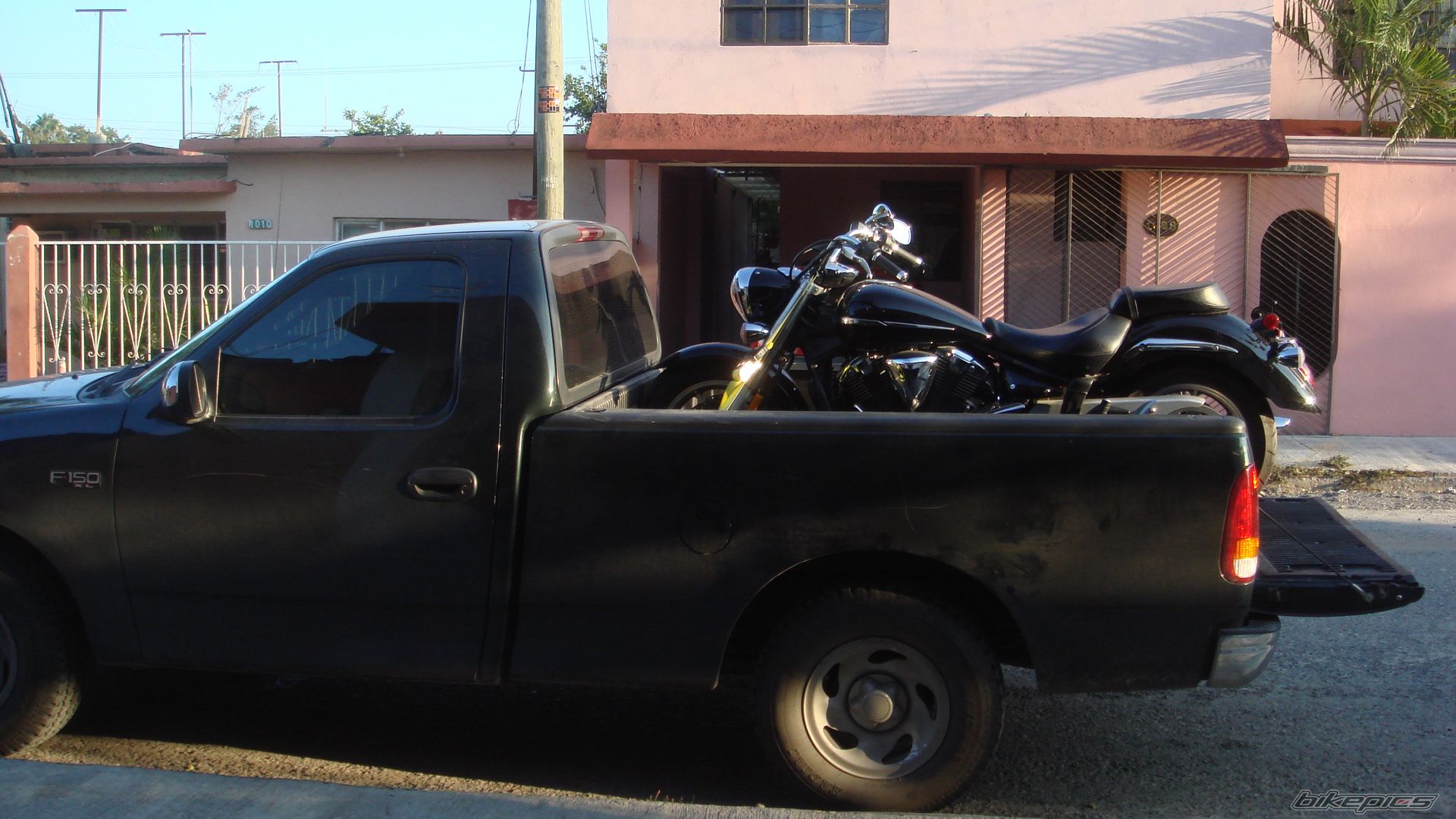 Photo 1357130