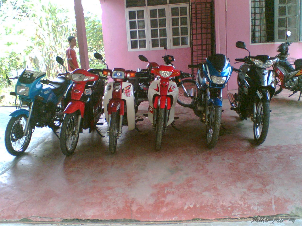 Photo 1357159