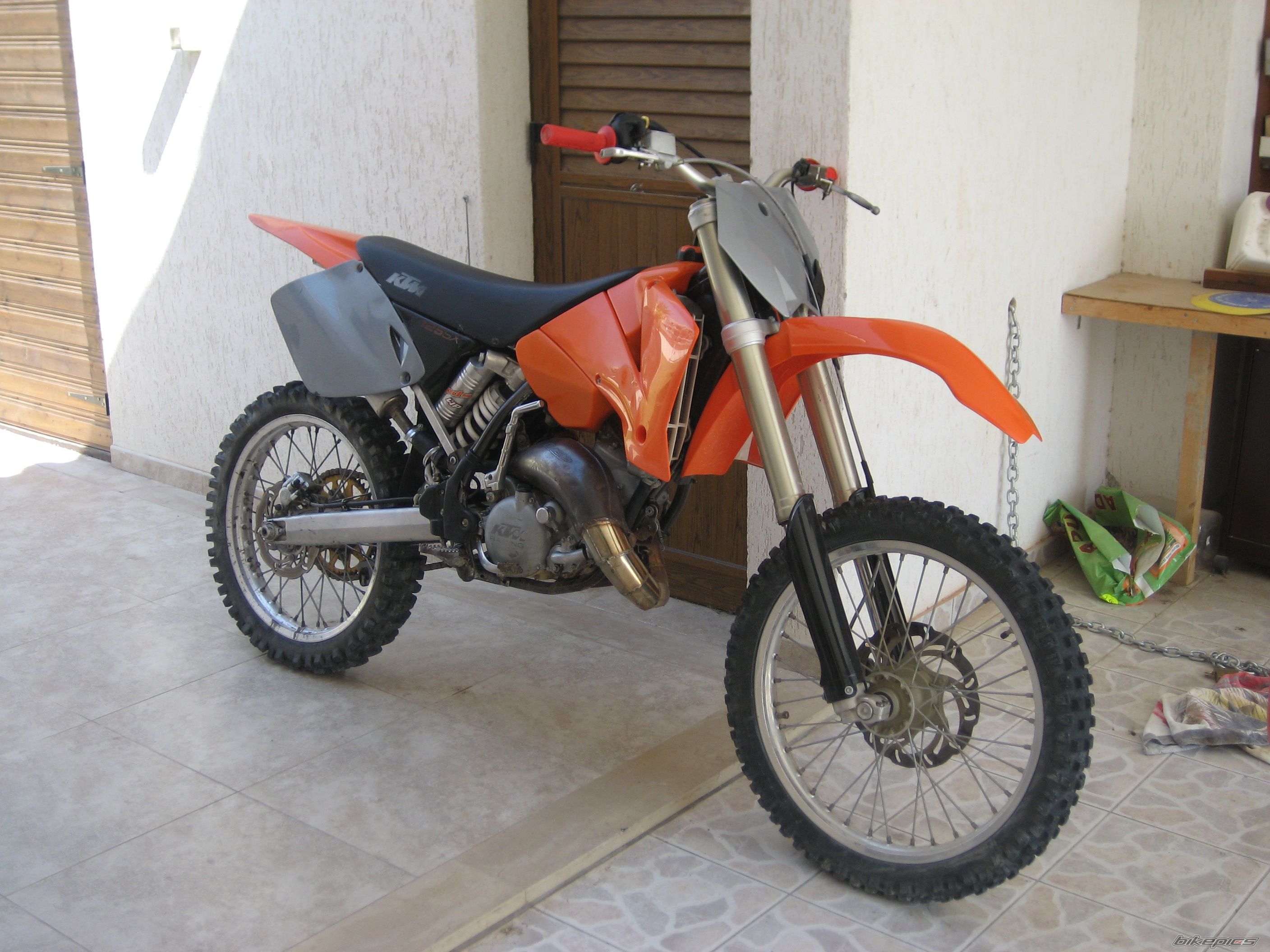 Photo 1357236