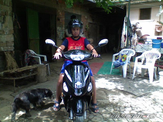 Photo 1357248