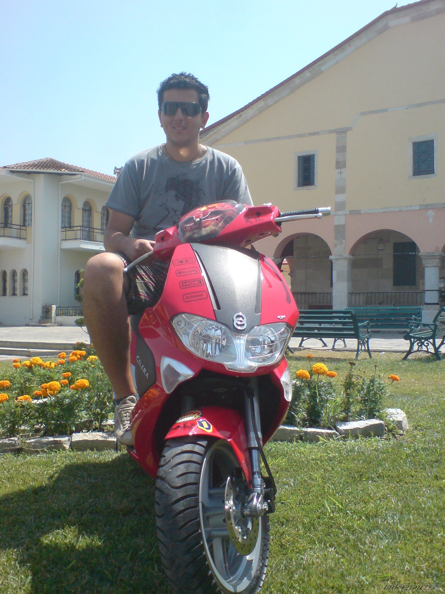 Photo 1357270