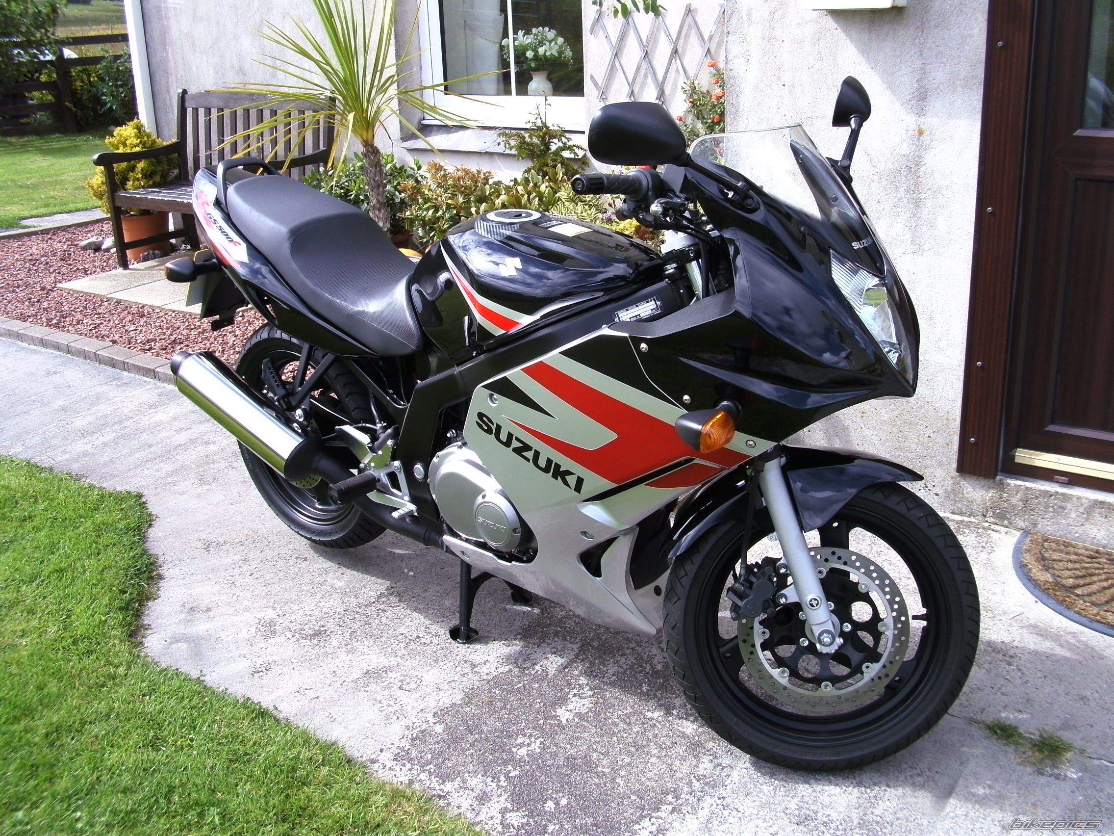 Photo 1357882