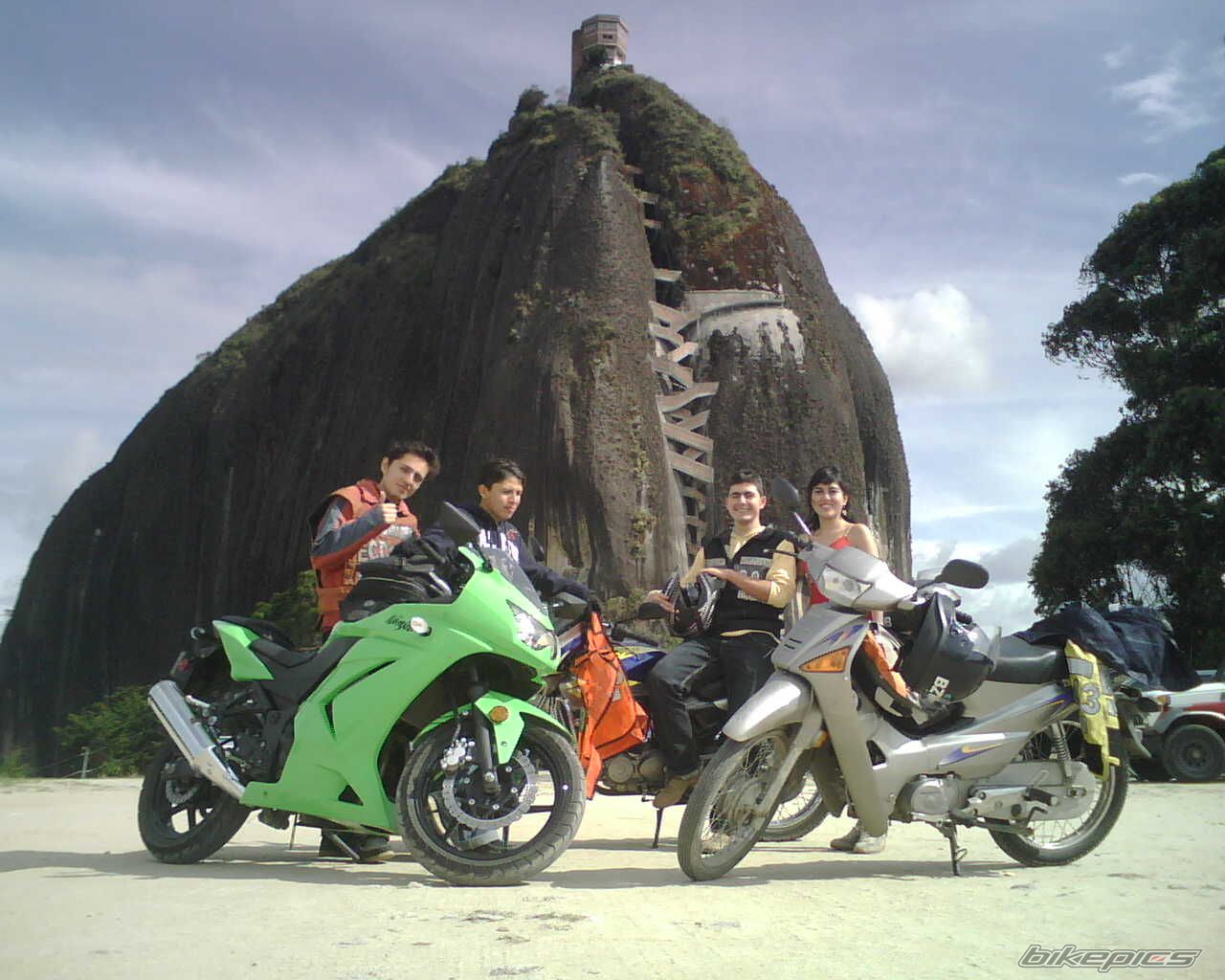 Photo 1357948