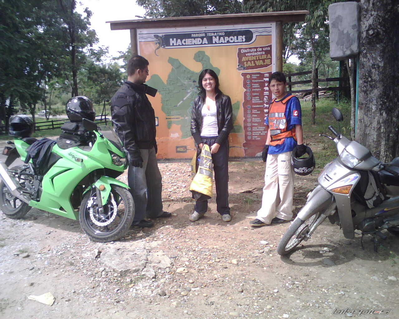 Photo 1357961