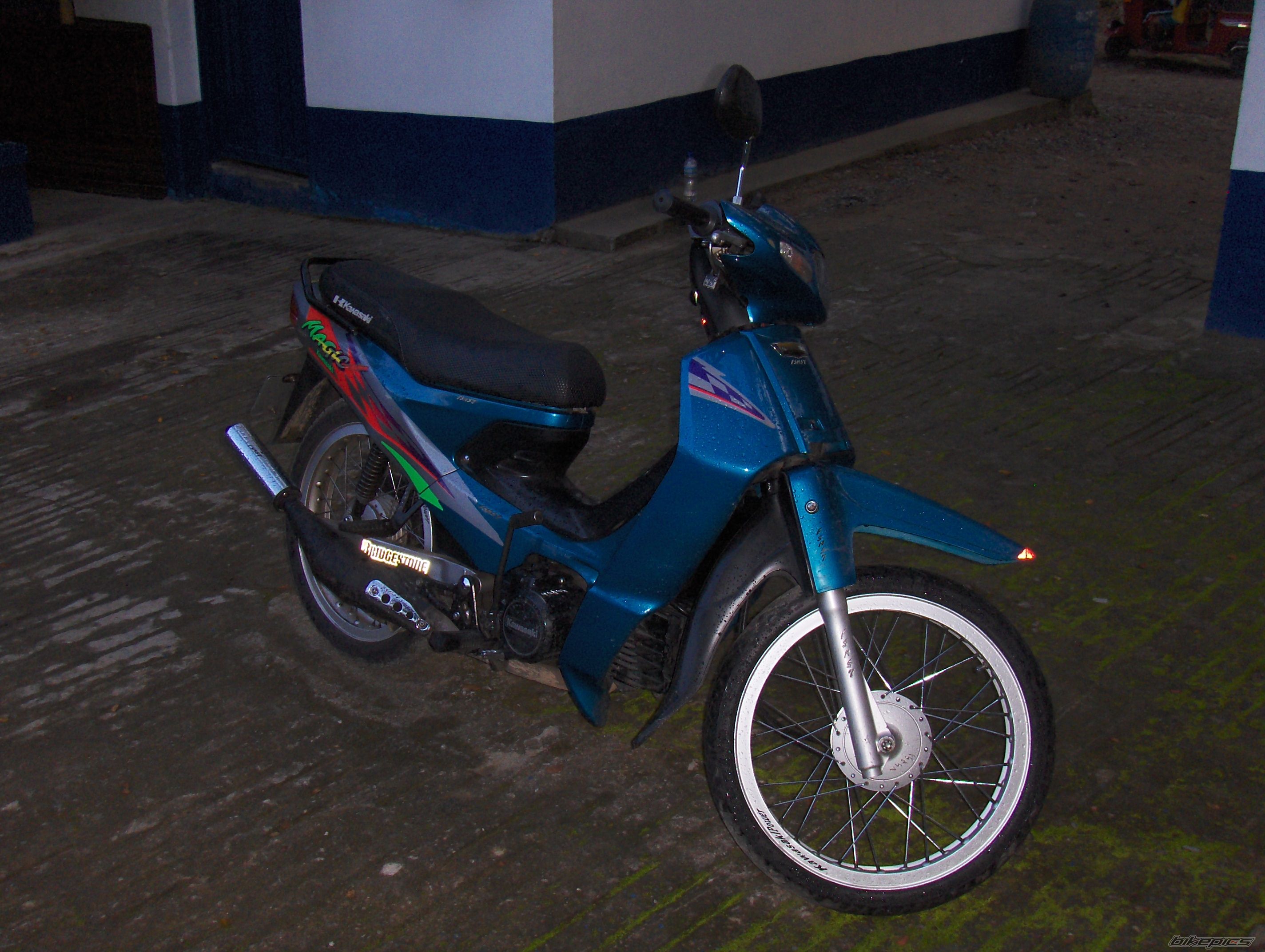 Photo 1358178