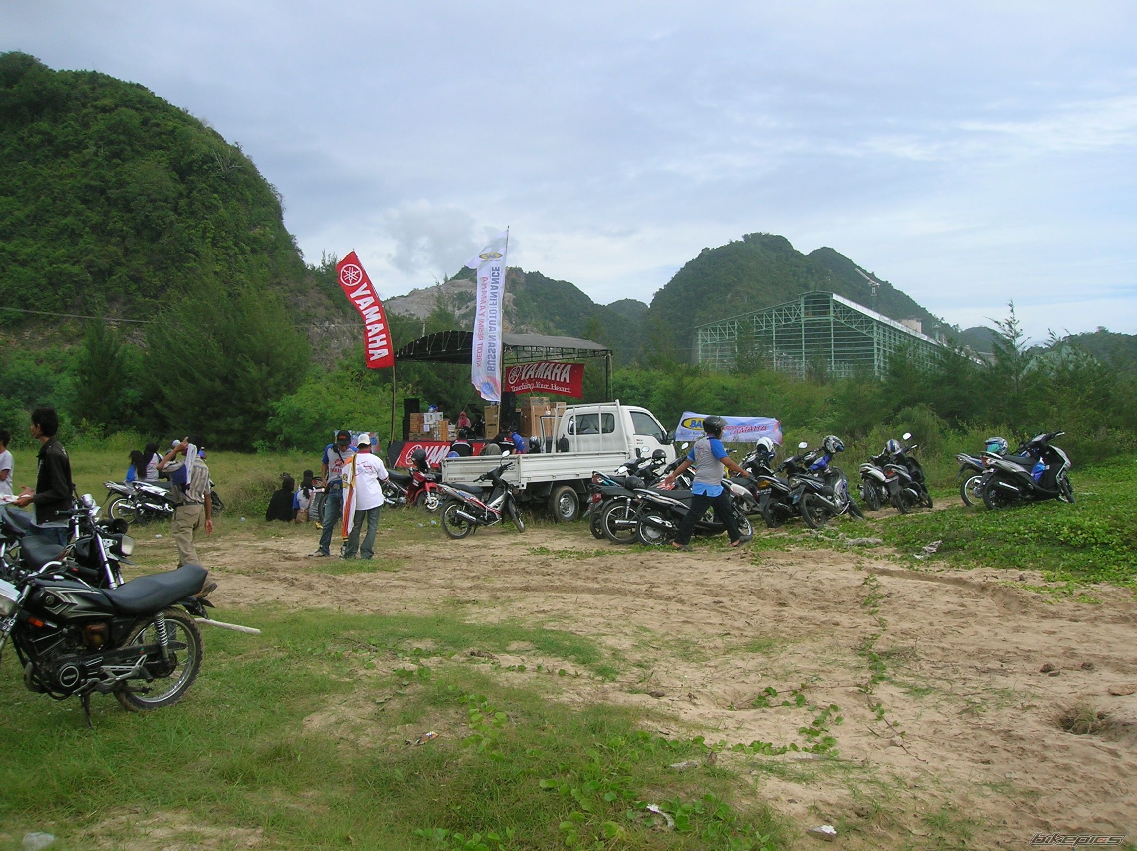 Photo 1358249