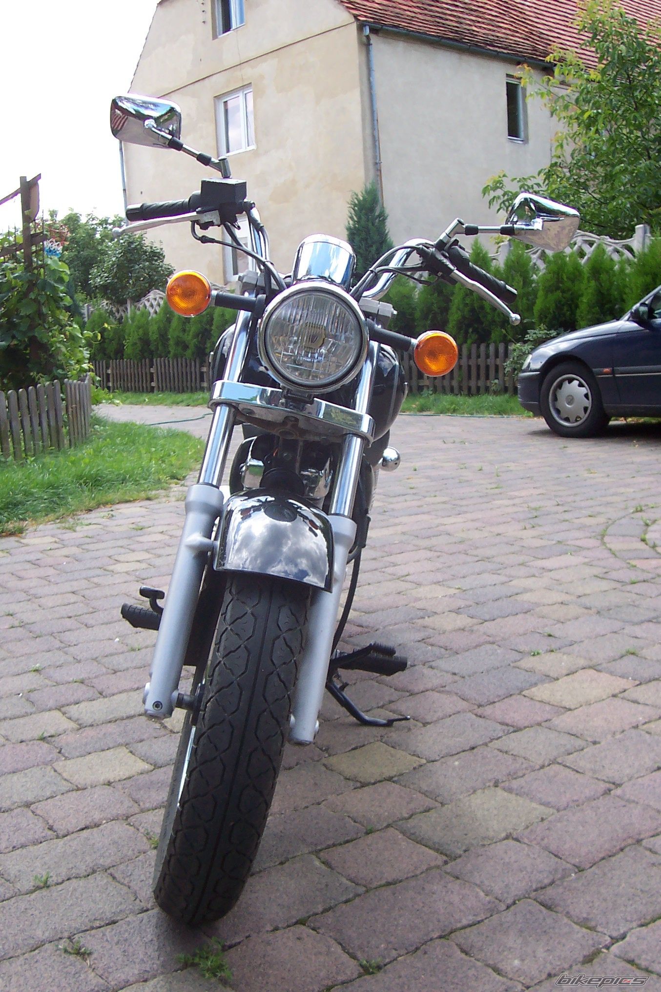 Photo 1358636