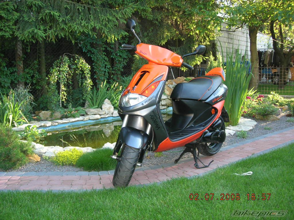 Photo 1358717
