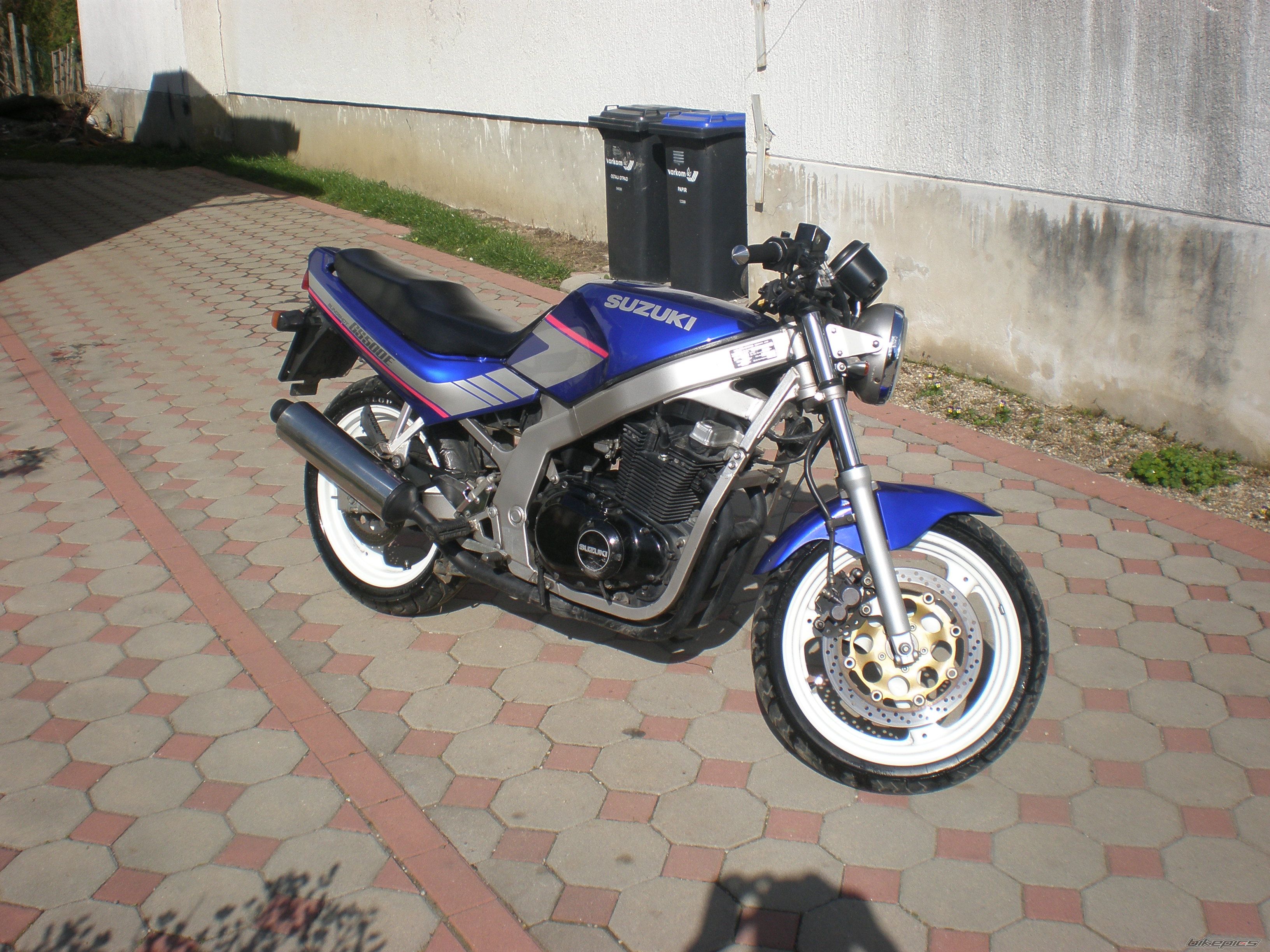 Photo 1358873