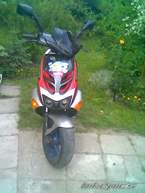 Photo 1358941