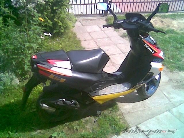 Photo 1358943