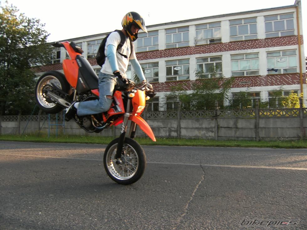 Photo 1359176