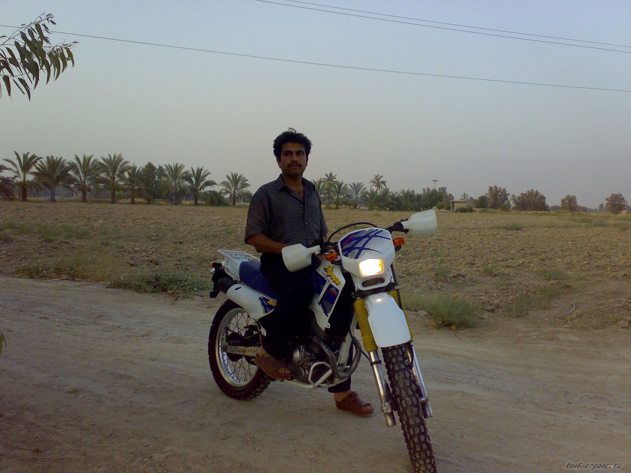 Photo 1359697
