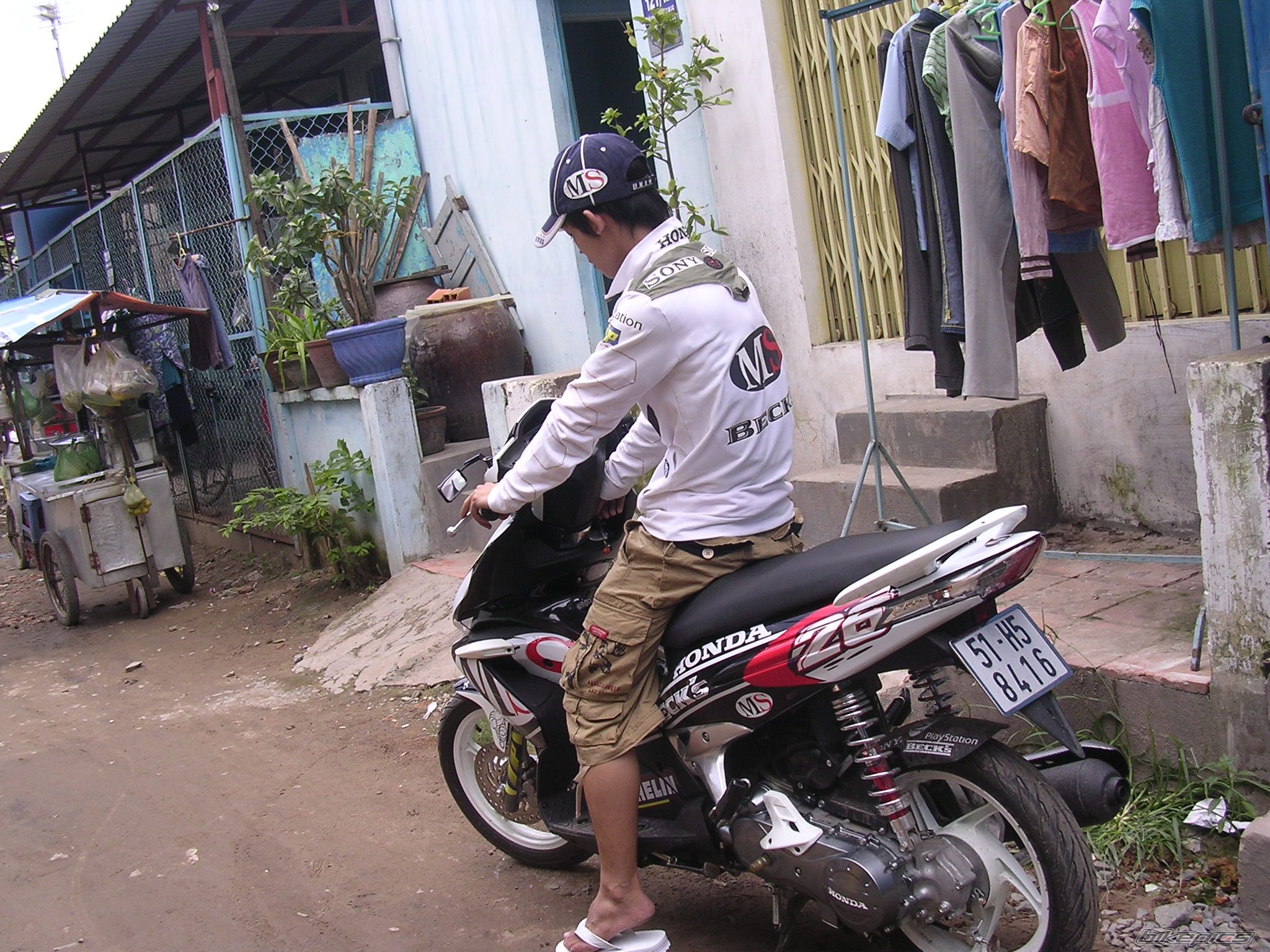 Photo 1359721