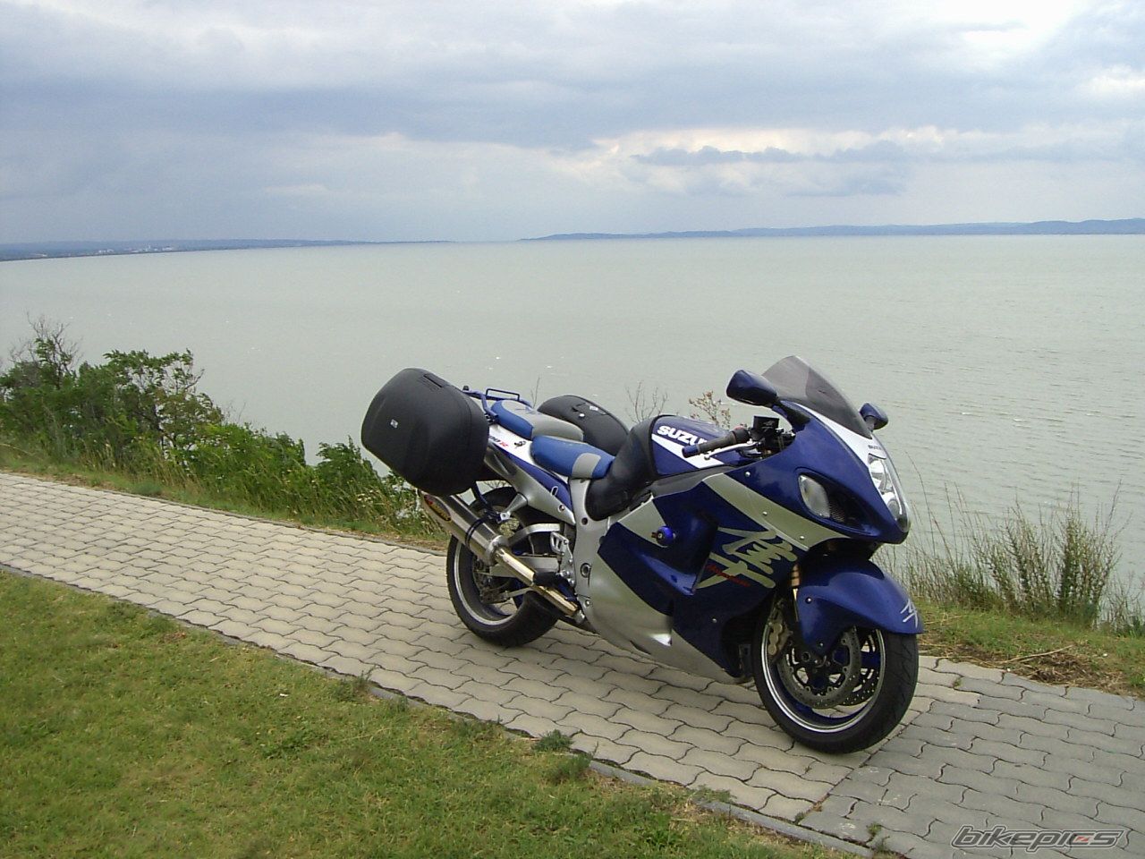 Photo 1359831