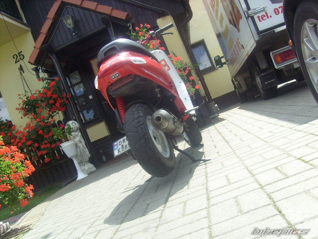Photo 1359859