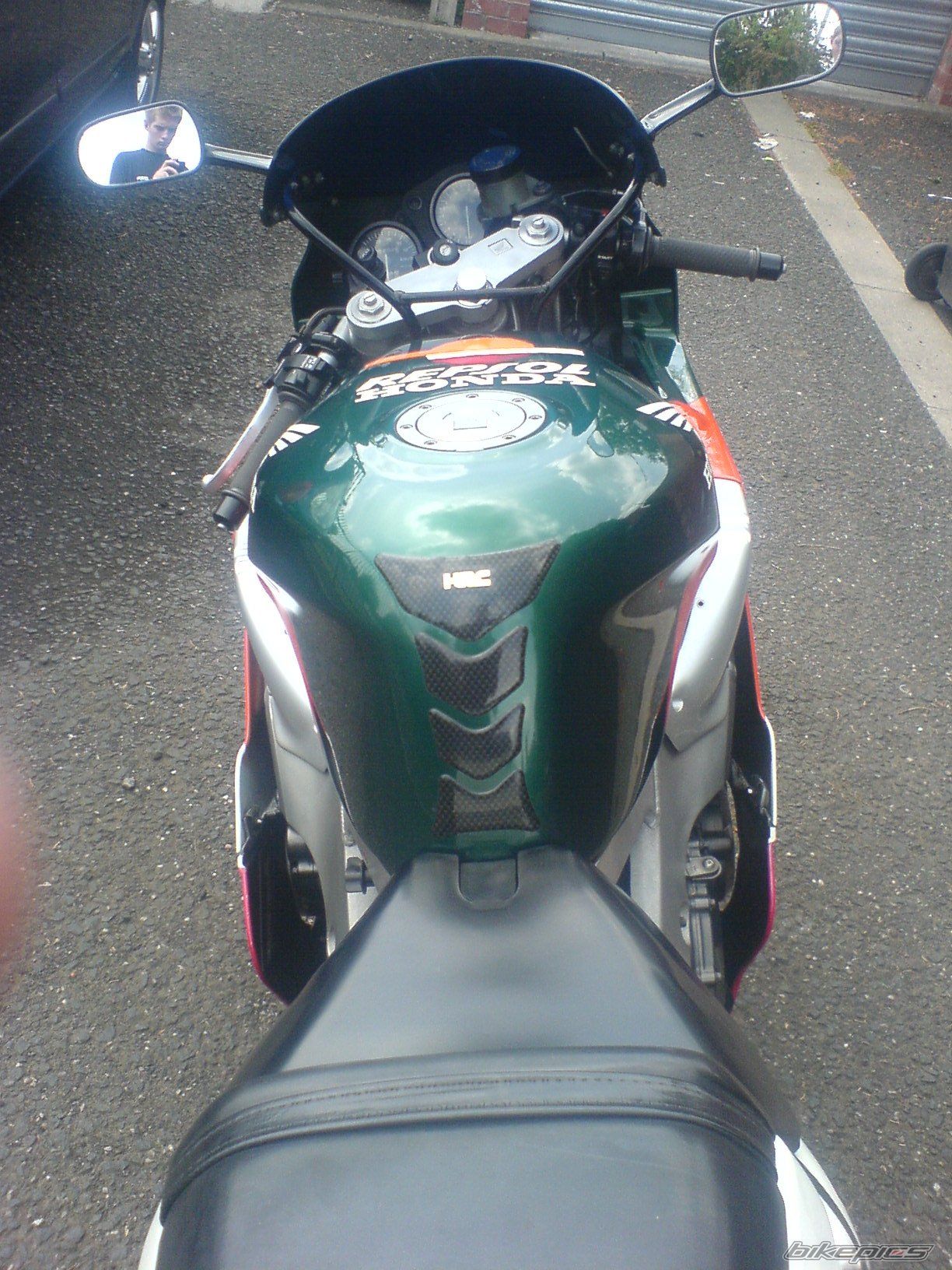 Photo 1360168