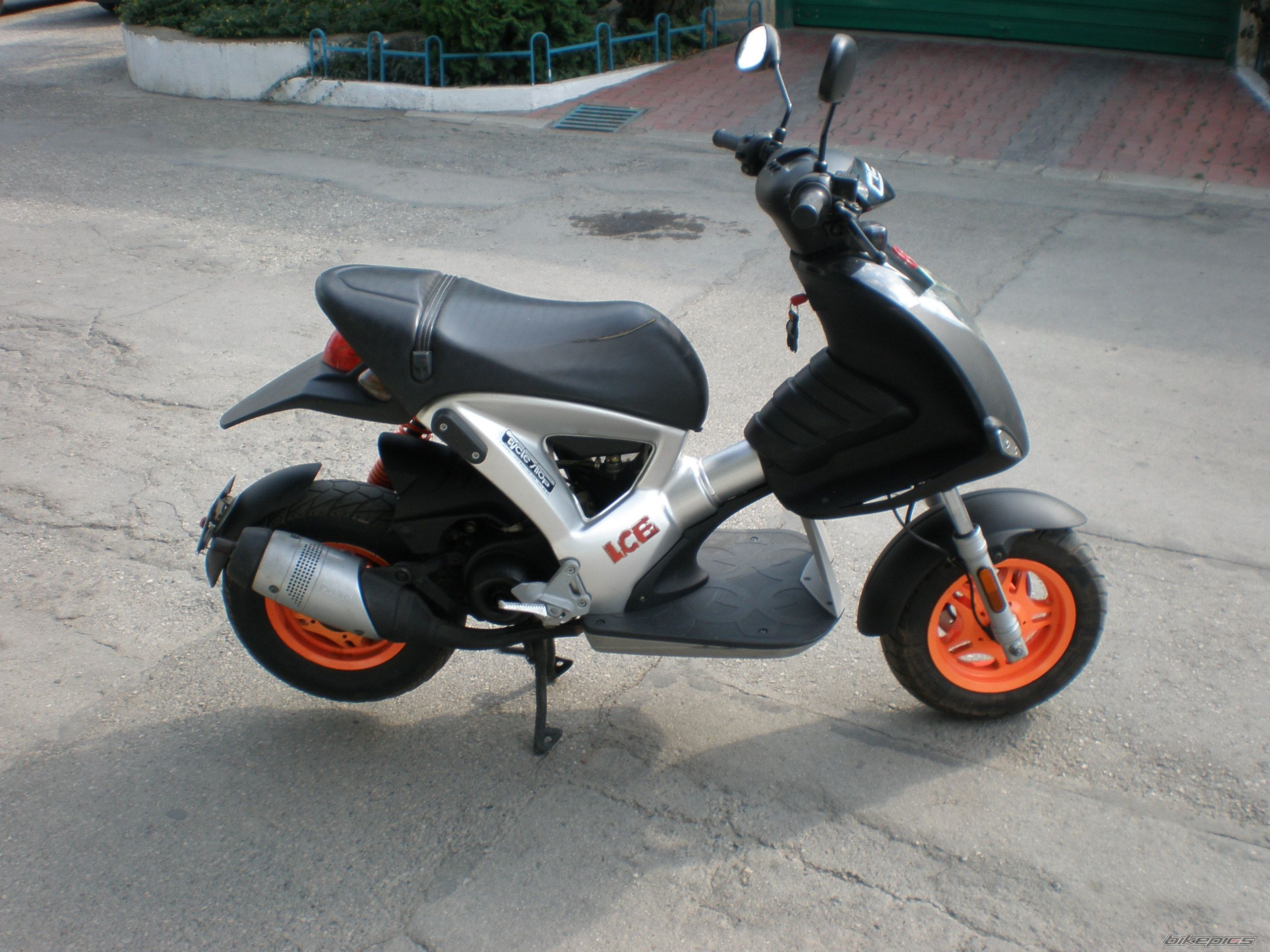 Bike Photo 1360241