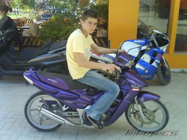 Photo 1360475