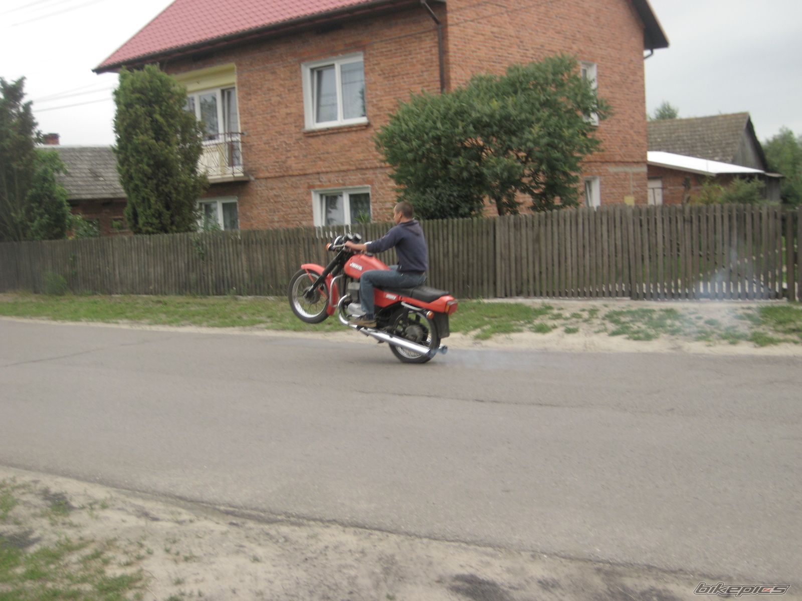 Photo 1360754