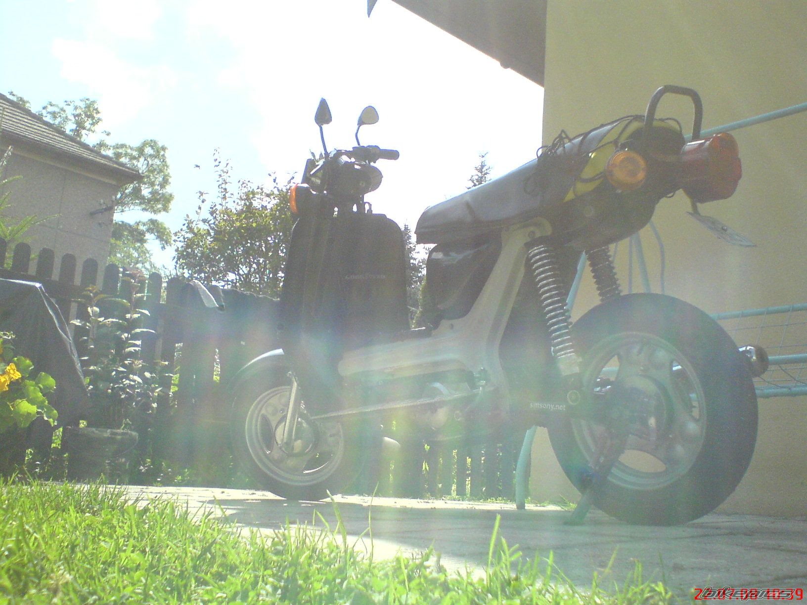 Photo 1360801