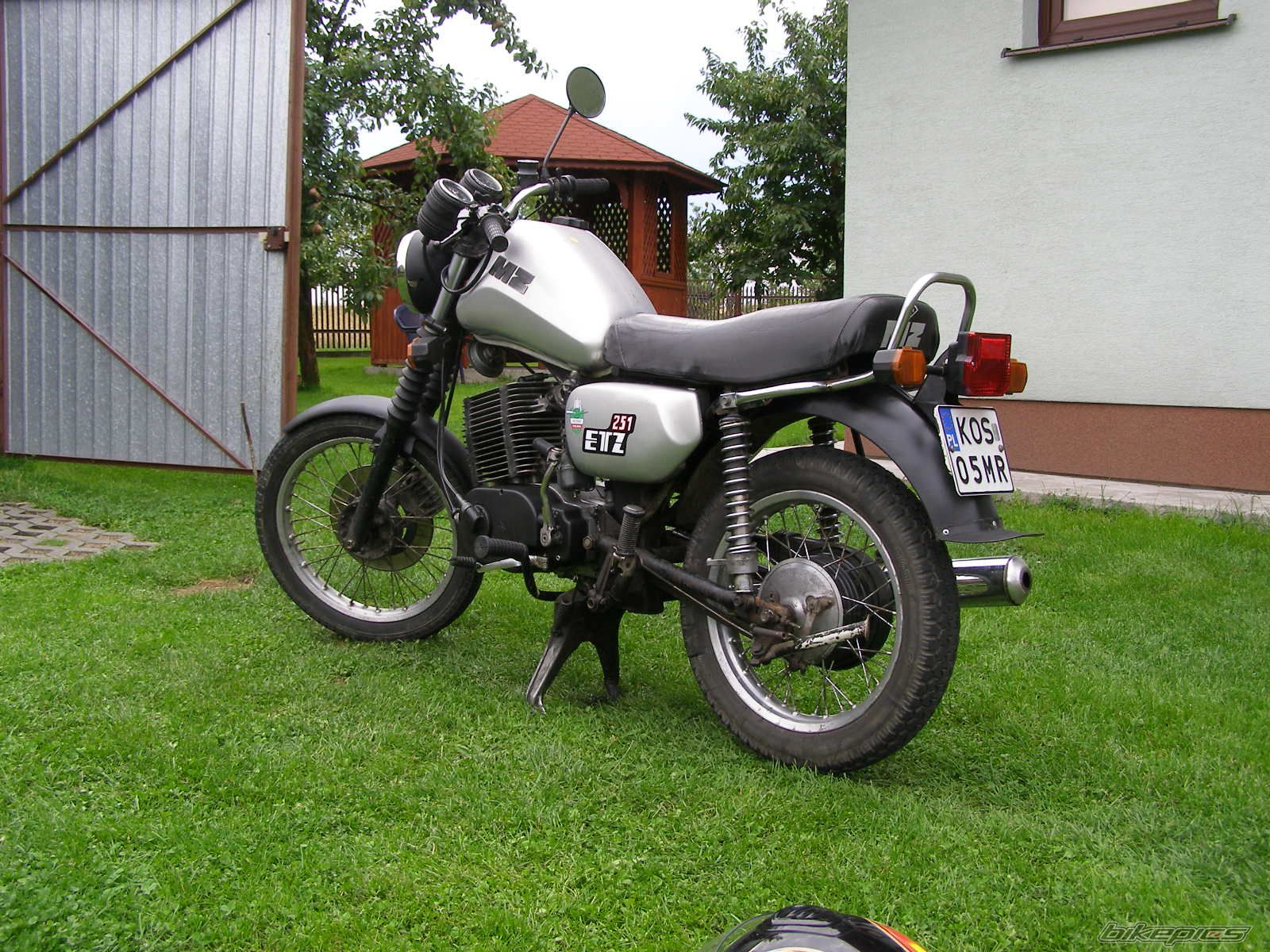 Photo 1360969