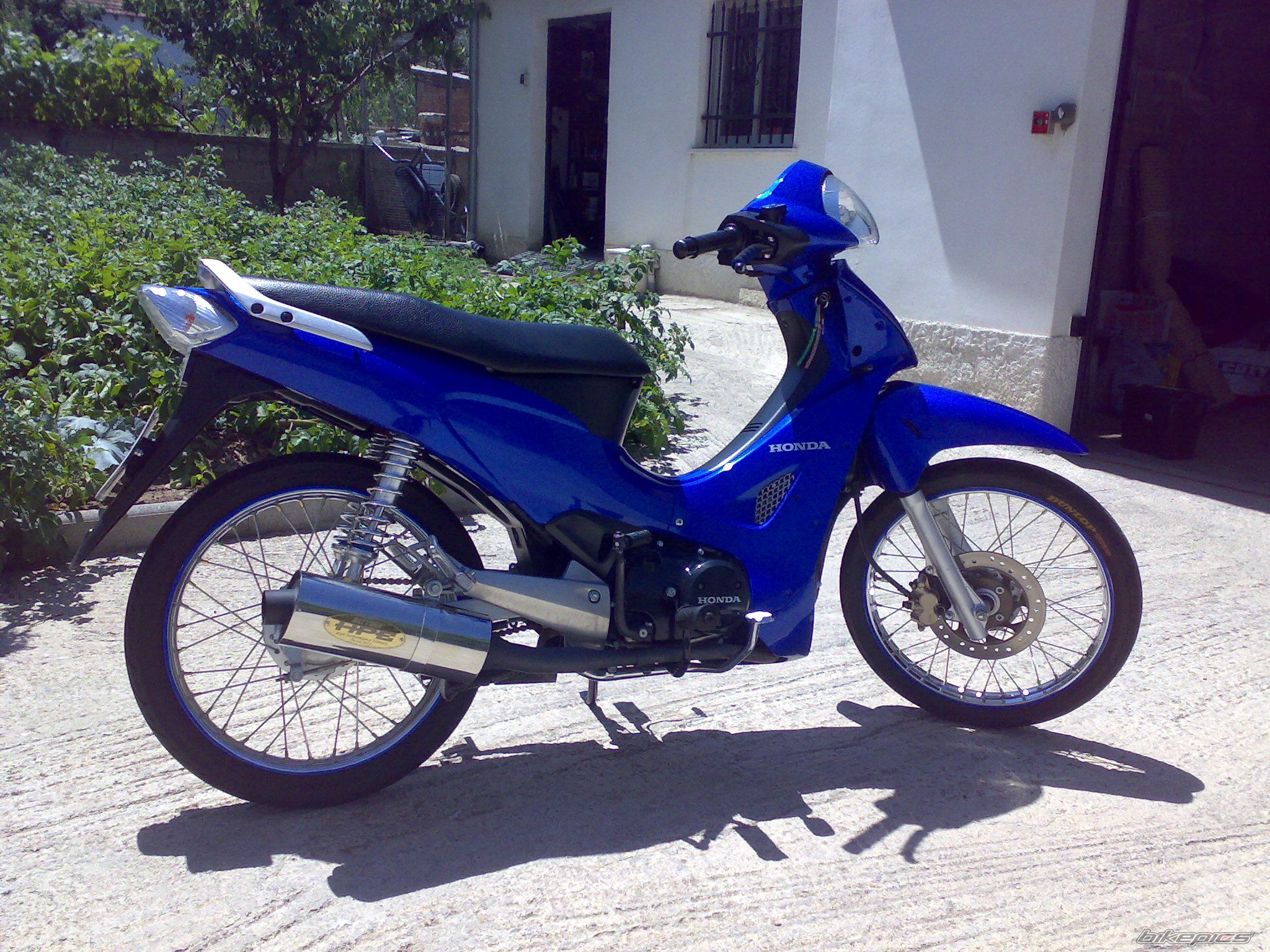 Photo 1360993