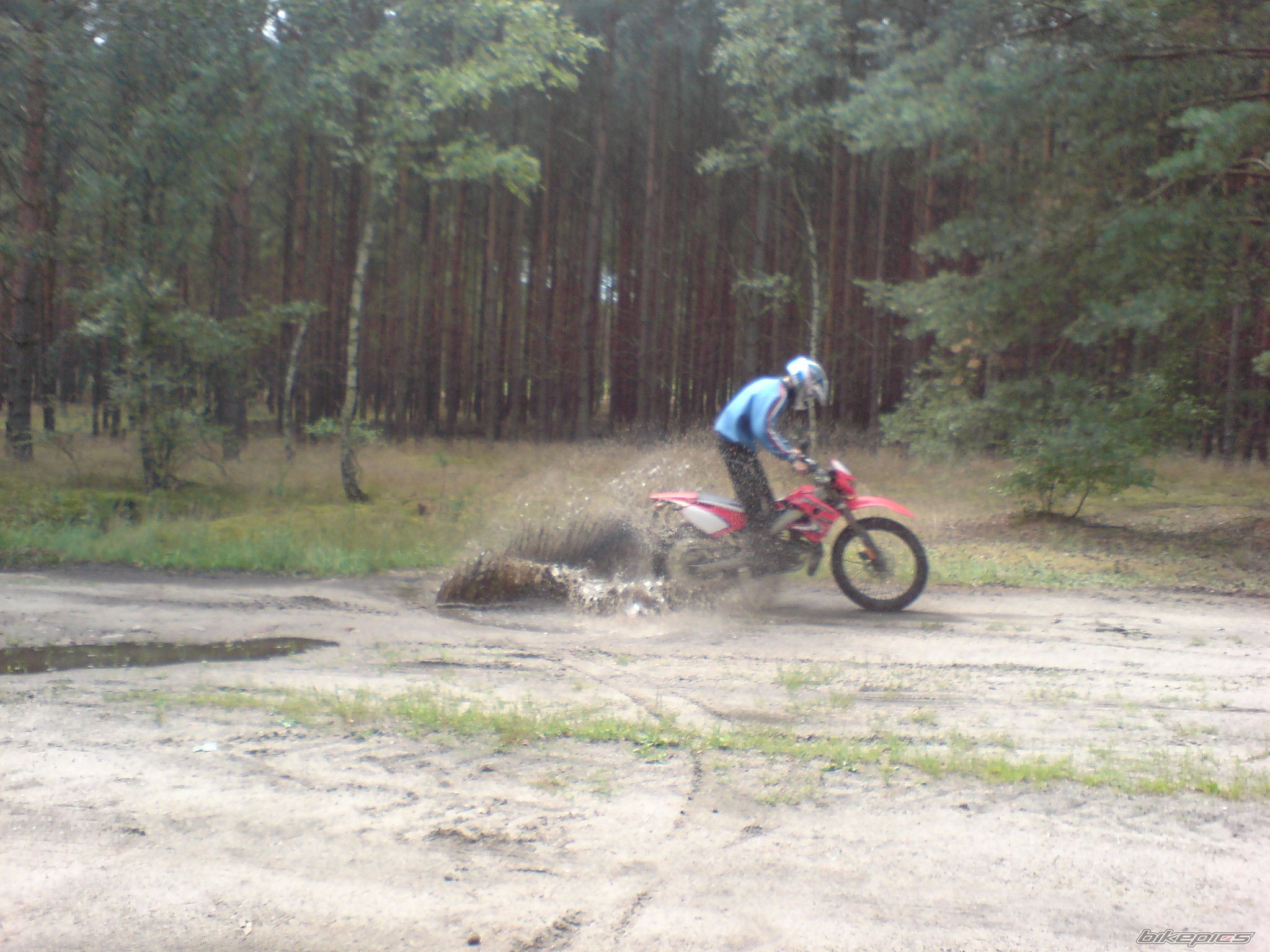 Photo 1361104
