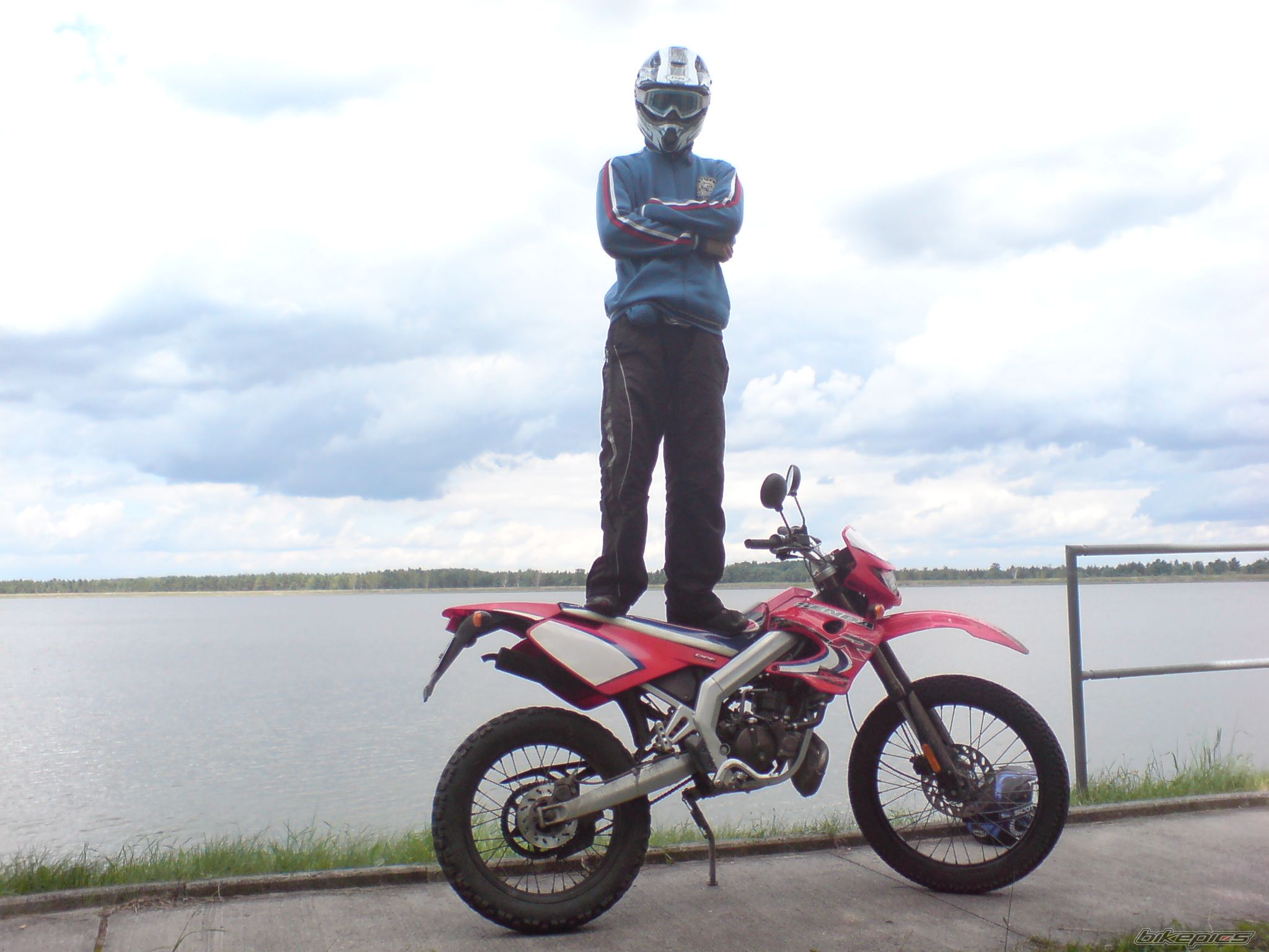 Photo 1361136