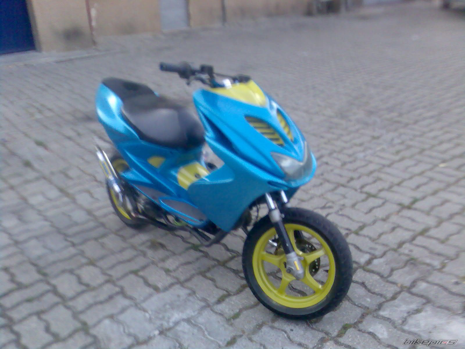 Photo 1361249