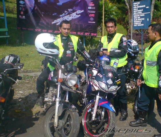 Photo 1361638