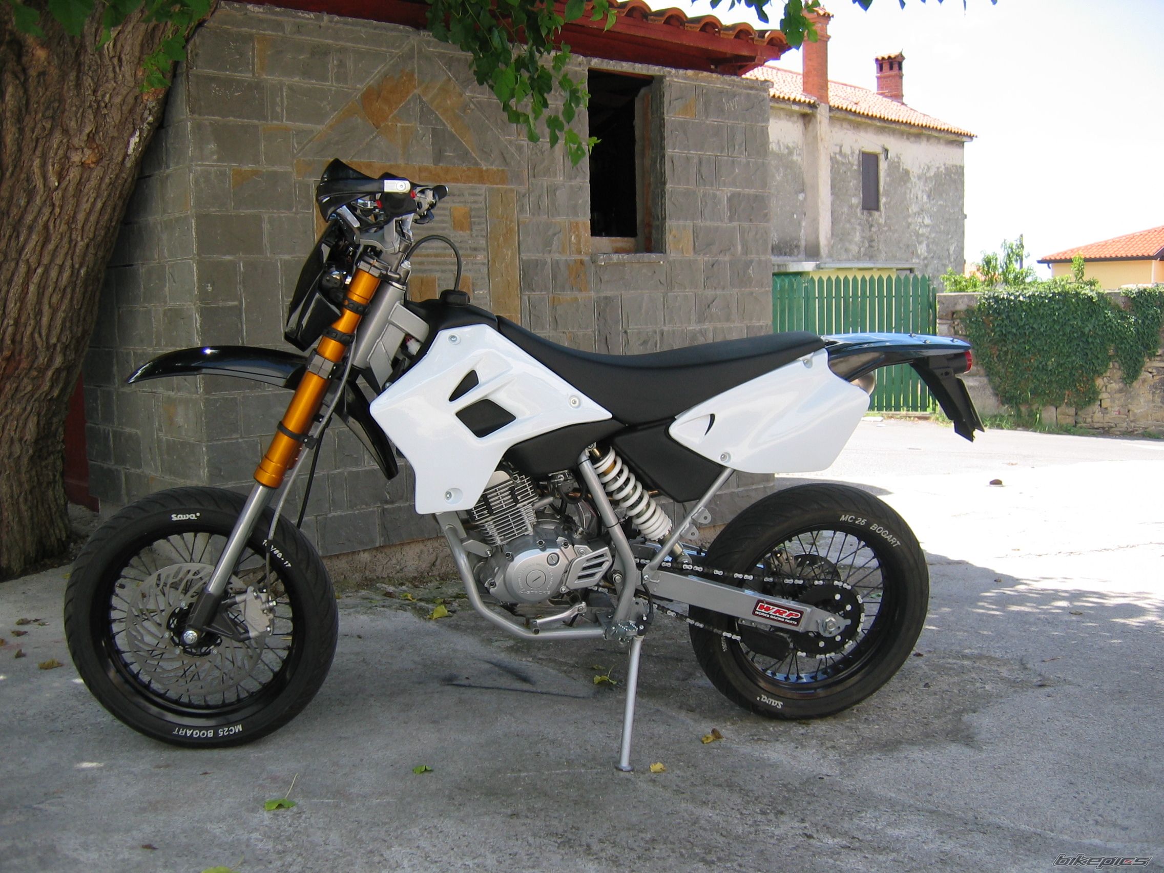 Bike Photo 1361895