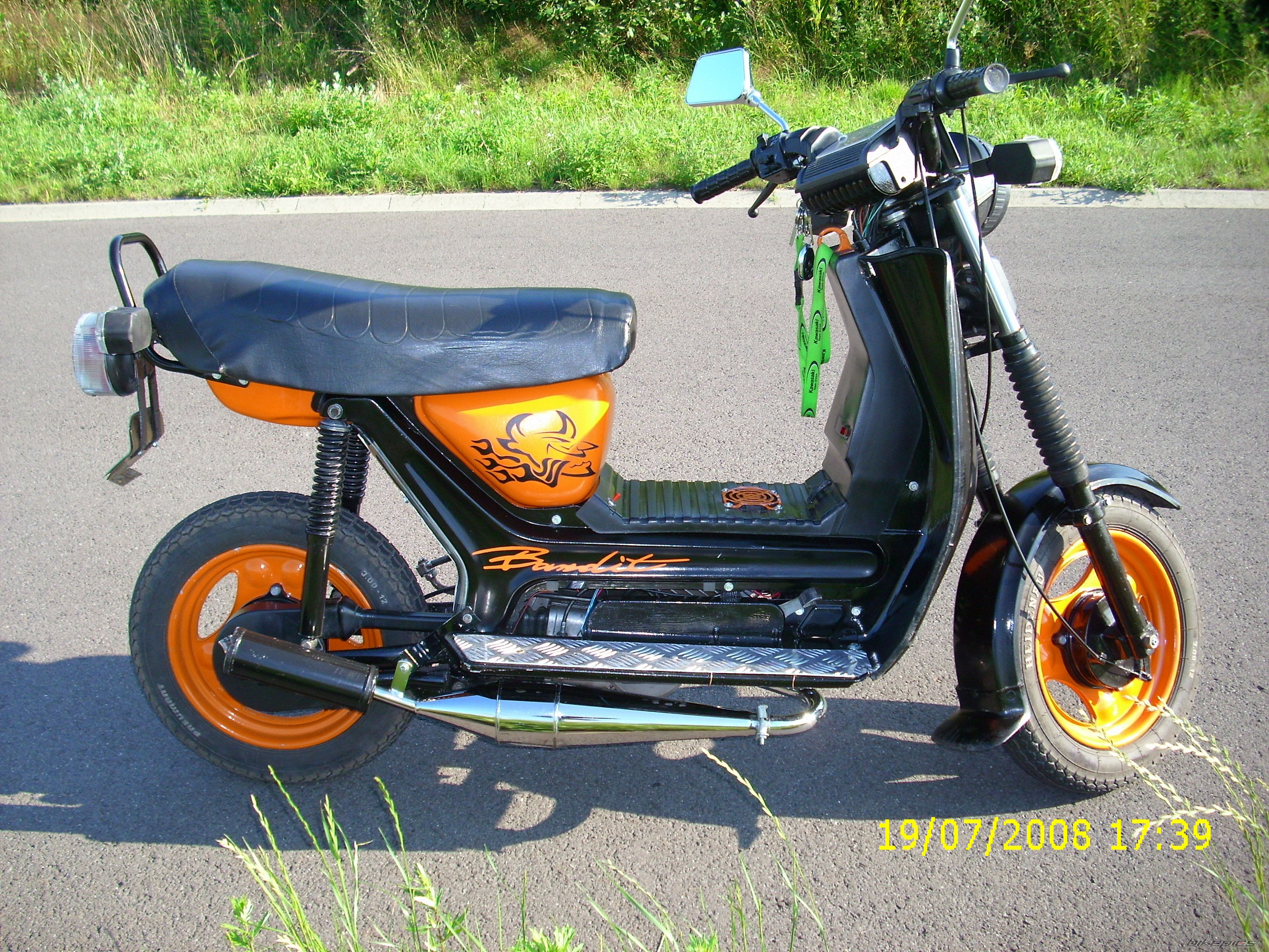 Photo 1361989