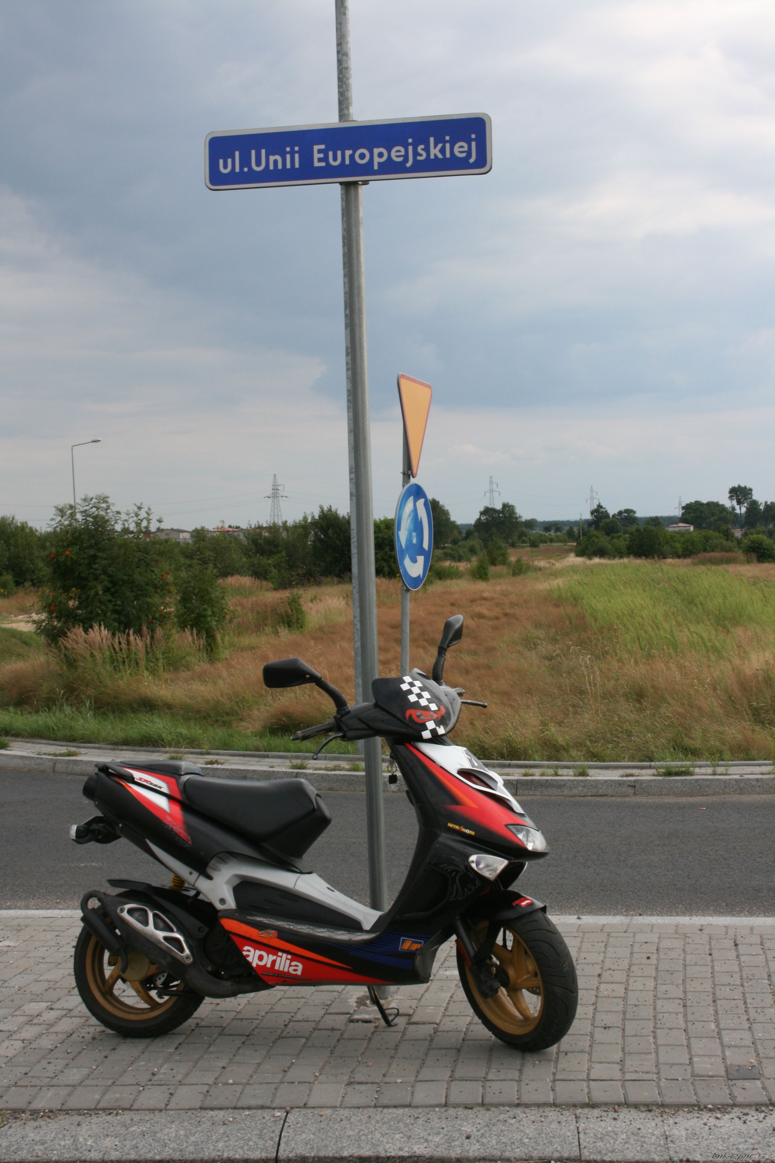 Bike Photo 1362112